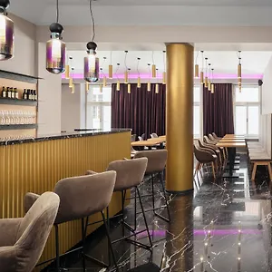 **** Hotel Moods Charles Bridge República Checa