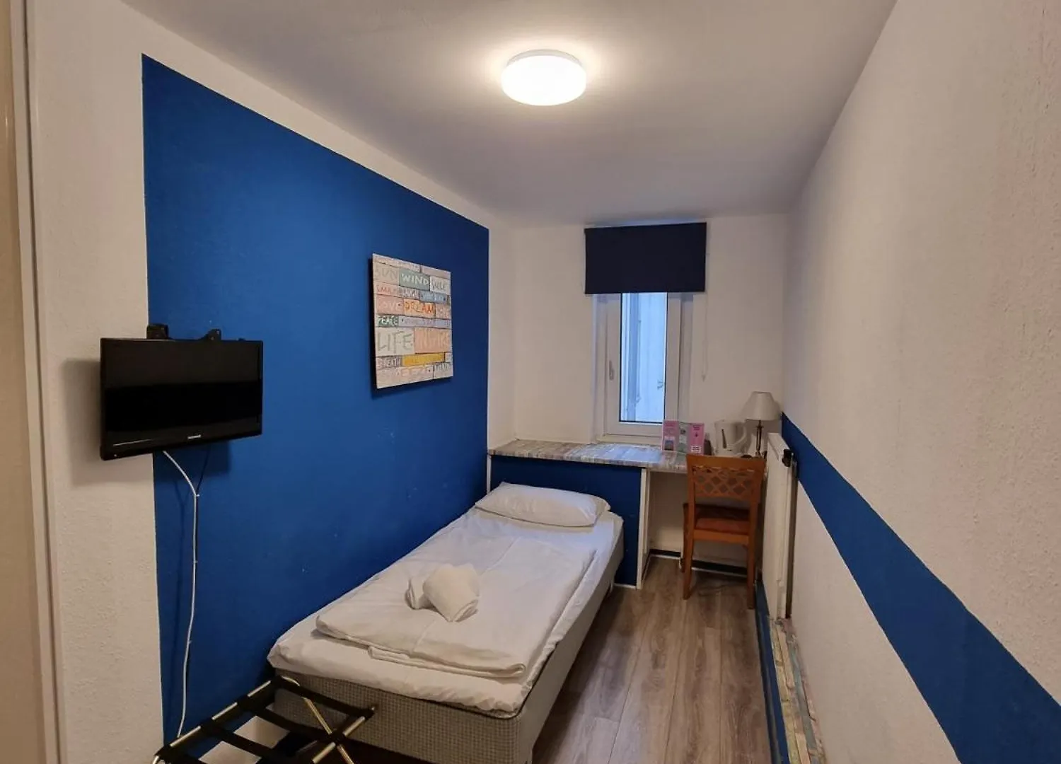 Safestay Berlin 3*,